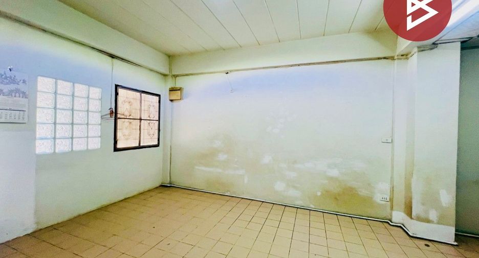 Casa adosada en venta de 2 habitaciones en Phra Samut Chedi, Samut Prakan