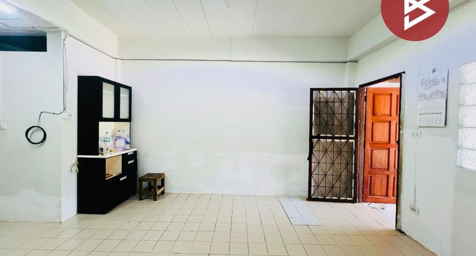 Casa adosada en venta de 2 habitaciones en Phra Samut Chedi, Samut Prakan