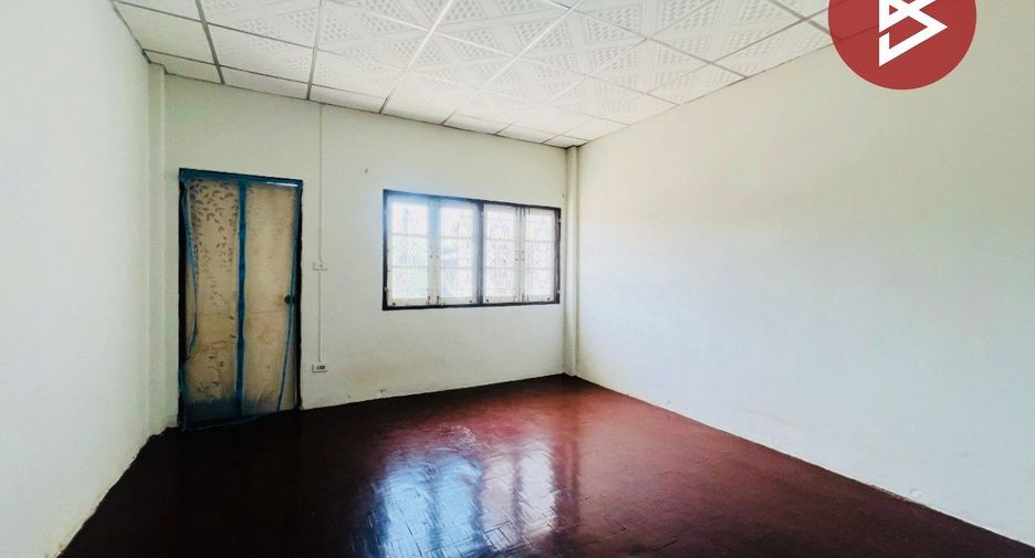 Casa adosada en venta de 2 habitaciones en Phra Samut Chedi, Samut Prakan