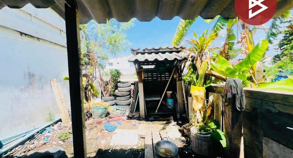 Casa adosada en venta de 2 habitaciones en Phra Samut Chedi, Samut Prakan