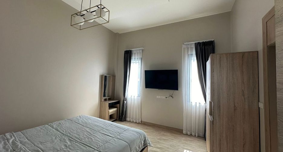 À louer 3 chambres villa à Pratumnak, Pattaya