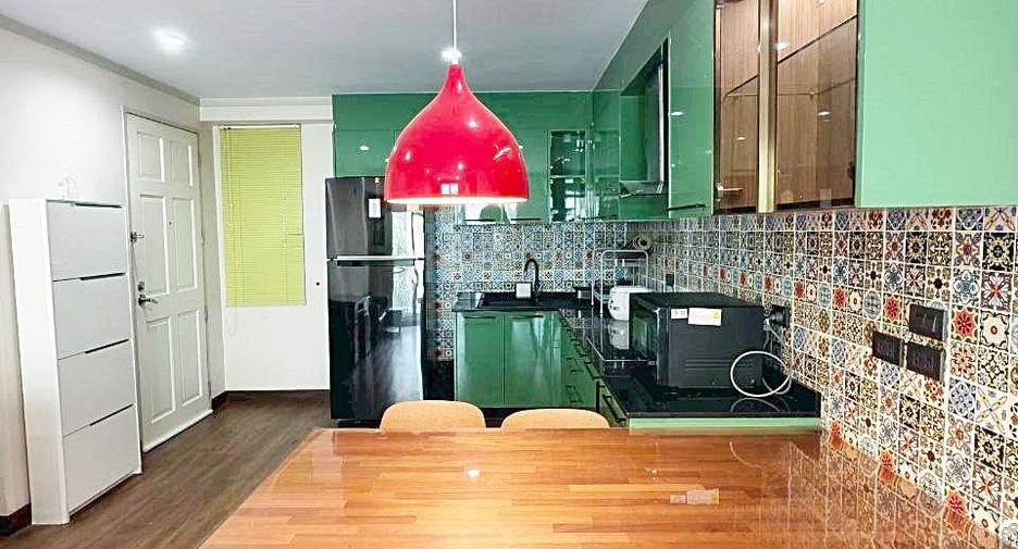 For rent 2 ベッドルーム condo in Yan Nawa, Bangkok