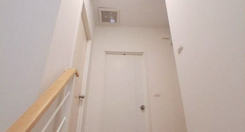 For sale 3 bedrooms townhouse in Bang Phli, Samut Prakan