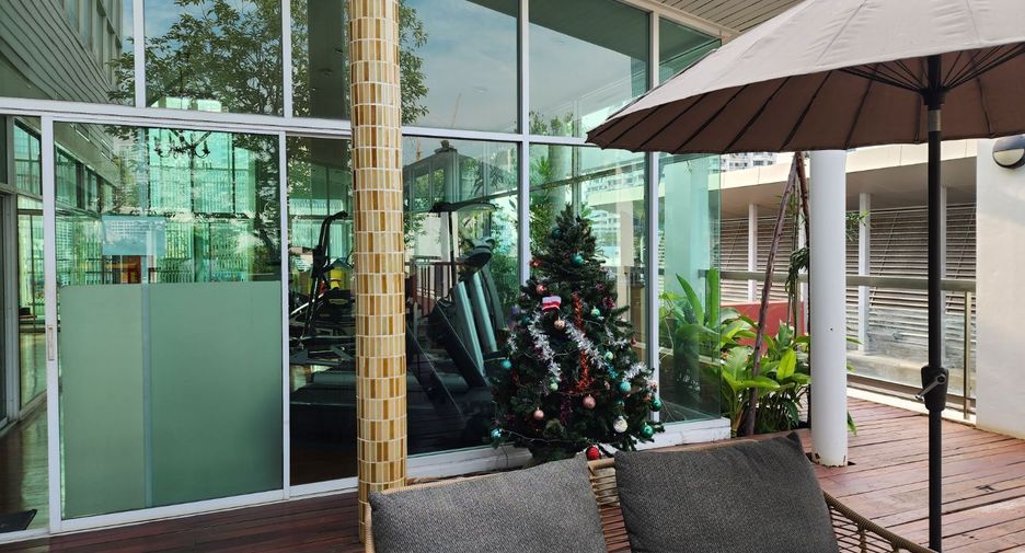 For rent 3 bedrooms house in Sathon, Bangkok