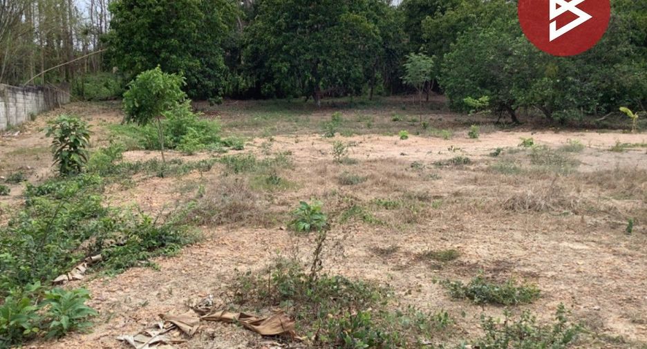 À vendre terrain à Mueang Uttaradit, Uttaradit