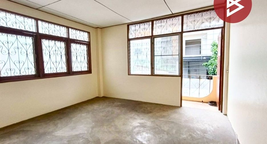 Casa adosada en venta de 1 habitaciones en Phra Samut Chedi, Samut Prakan