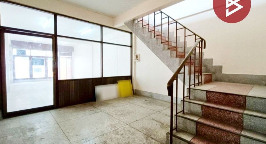 Casa adosada en venta de 1 habitaciones en Phra Samut Chedi, Samut Prakan