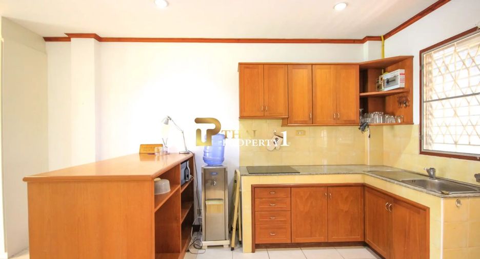 À vendre 2 chambres maison de ville à Hua Hin, Prachuap Khiri Khan