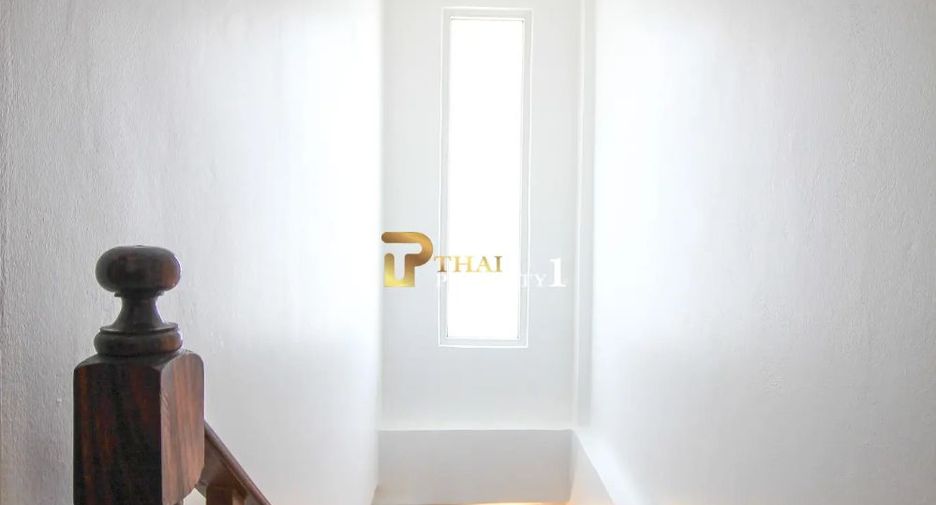 À vendre 2 chambres maison de ville à Hua Hin, Prachuap Khiri Khan