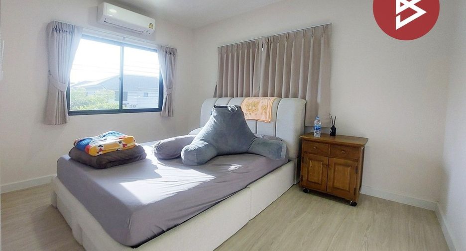For sale 3 bedrooms house in Lat Krabang, Bangkok