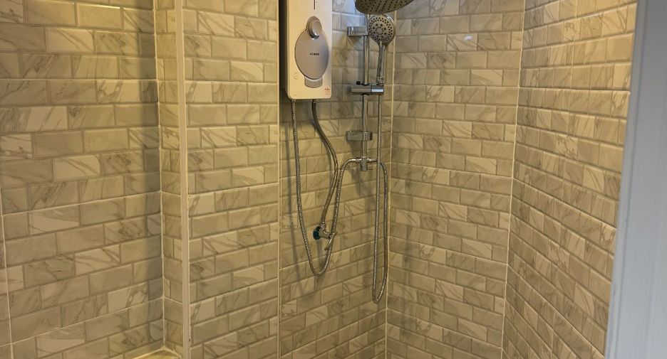 For rent and for sale 1 bed condo in Saraphi, Chiang Mai