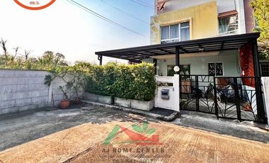 For sale 3 bedrooms townhouse in Khlong Sam Wa, Bangkok