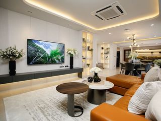 Villa zur Miete und zum Kauf mit 4 Zimmer in Mueang Chiang Mai, Chiang Mai