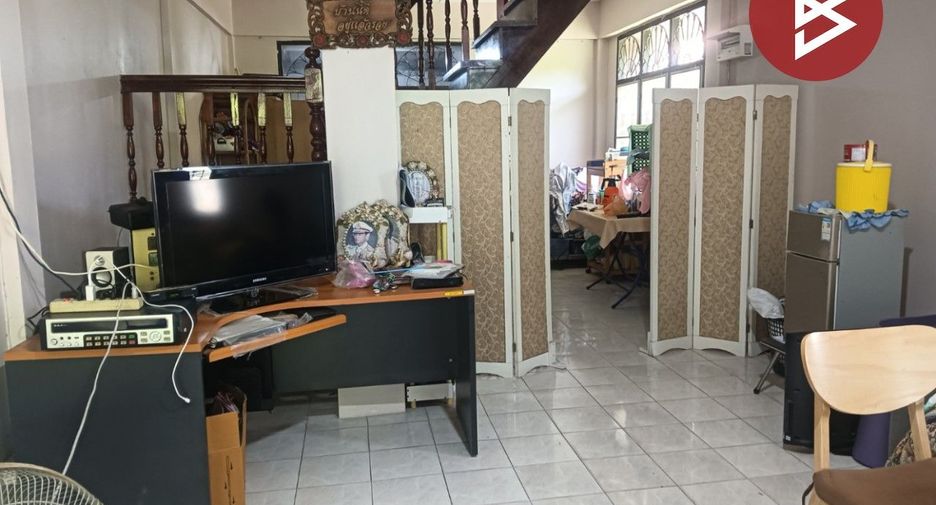 出售 2 卧室 联排别墅 在 Mueang Samut Prakan, Samut Prakan