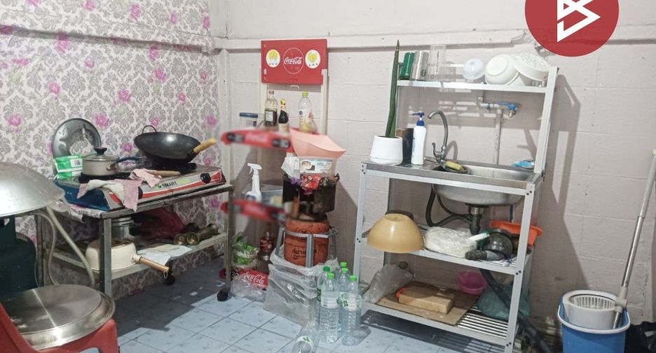 出售 2 卧室 联排别墅 在 Mueang Samut Prakan, Samut Prakan