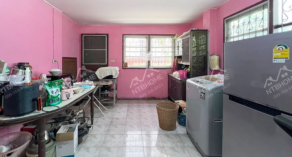 Casa en venta de 4 habitaciones en Mueang Nonthaburi, Nonthaburi
