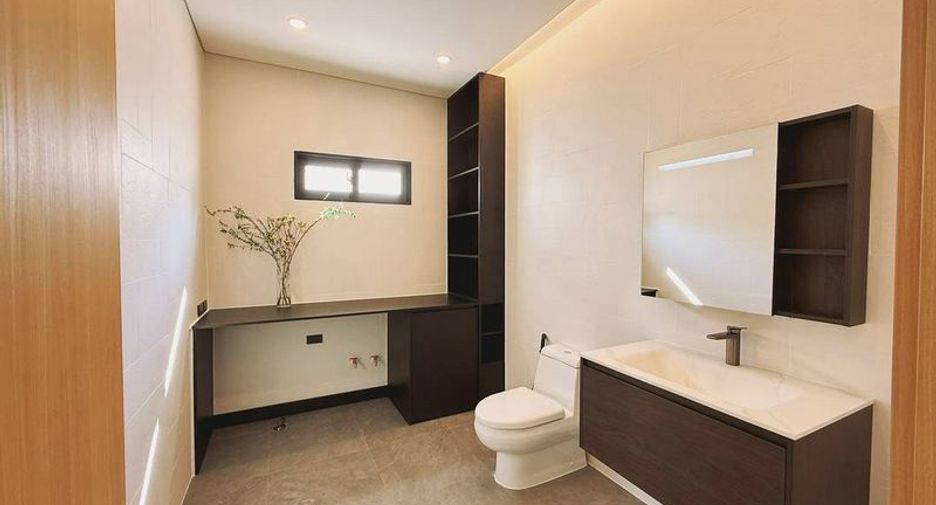 À vendre 5 chambres villa à San Sai, Chiang Mai