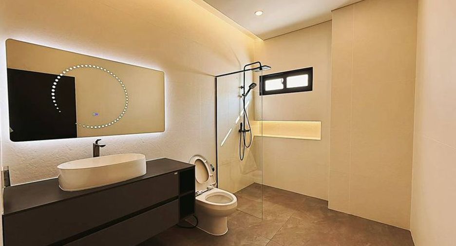 À vendre 5 chambres villa à San Sai, Chiang Mai