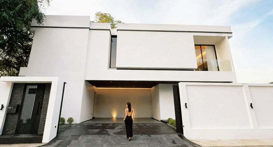 À vendre 5 chambres villa à San Sai, Chiang Mai