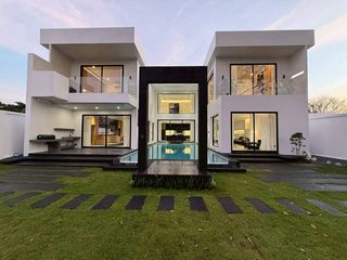 À vendre 5 chambres villa à San Sai, Chiang Mai