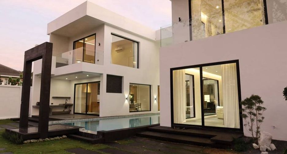 À vendre 5 chambres villa à San Sai, Chiang Mai