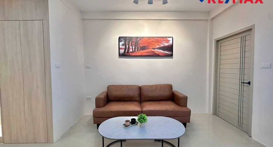 For sale 2 bedrooms house in East Pattaya, Pattaya