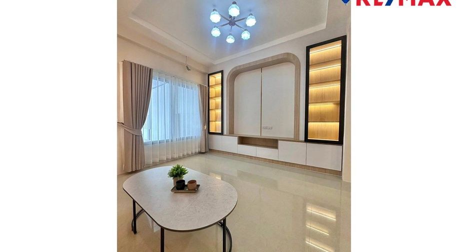 For sale 2 bedrooms house in East Pattaya, Pattaya