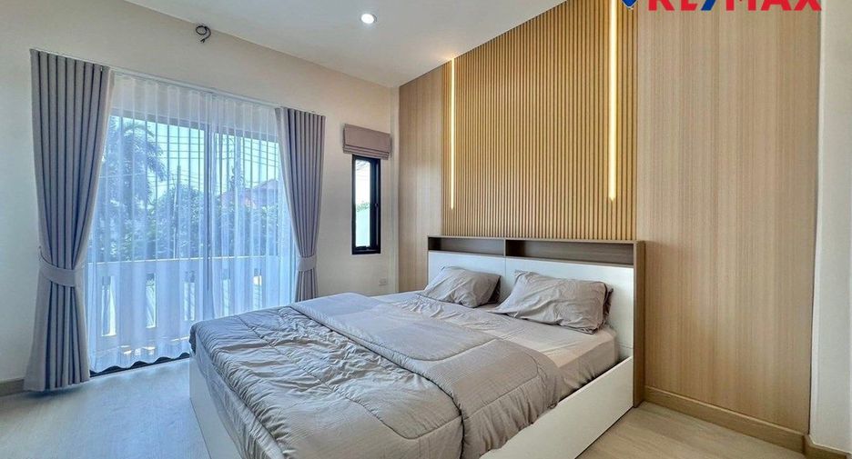 For sale 2 bedrooms house in East Pattaya, Pattaya