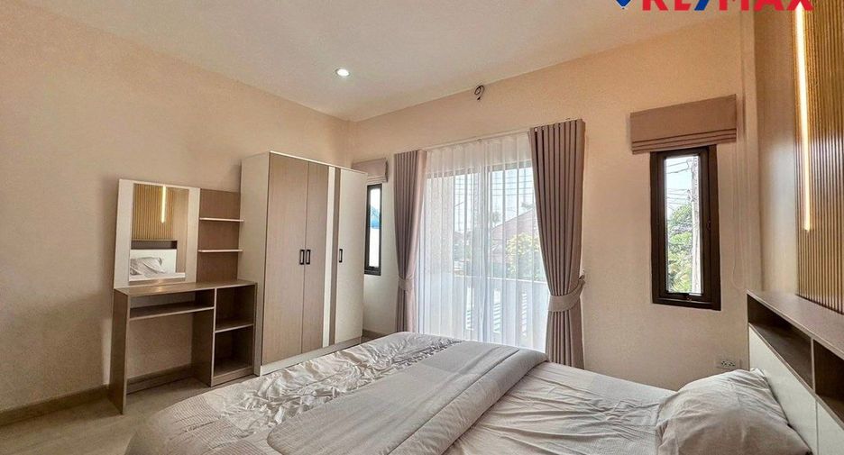 For sale 2 bedrooms house in East Pattaya, Pattaya