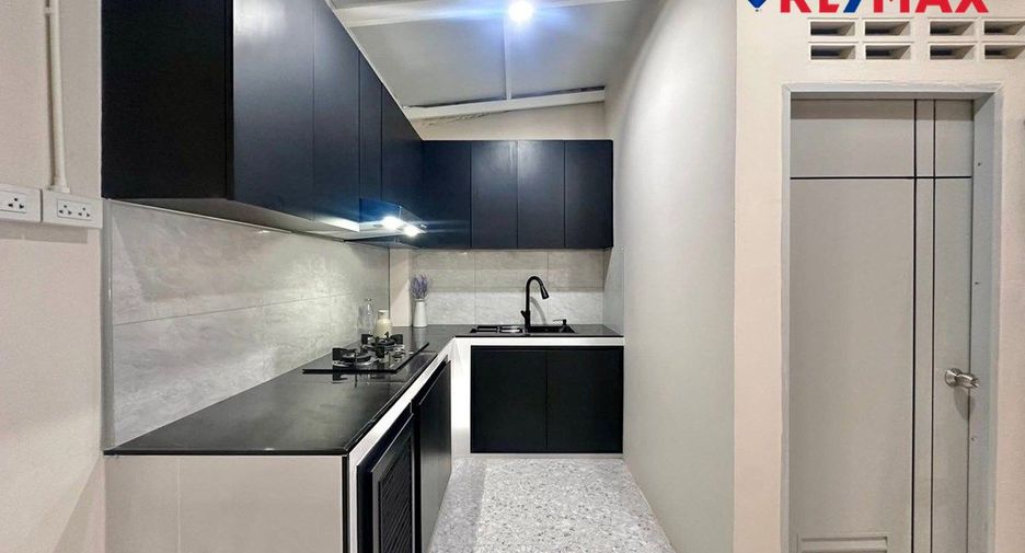 For sale 2 bedrooms house in East Pattaya, Pattaya