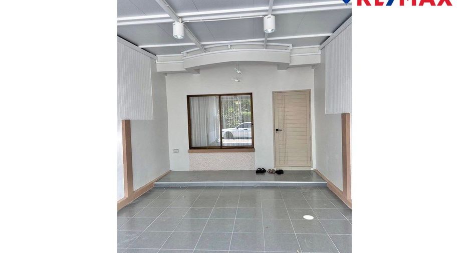 For sale 2 bedrooms house in East Pattaya, Pattaya