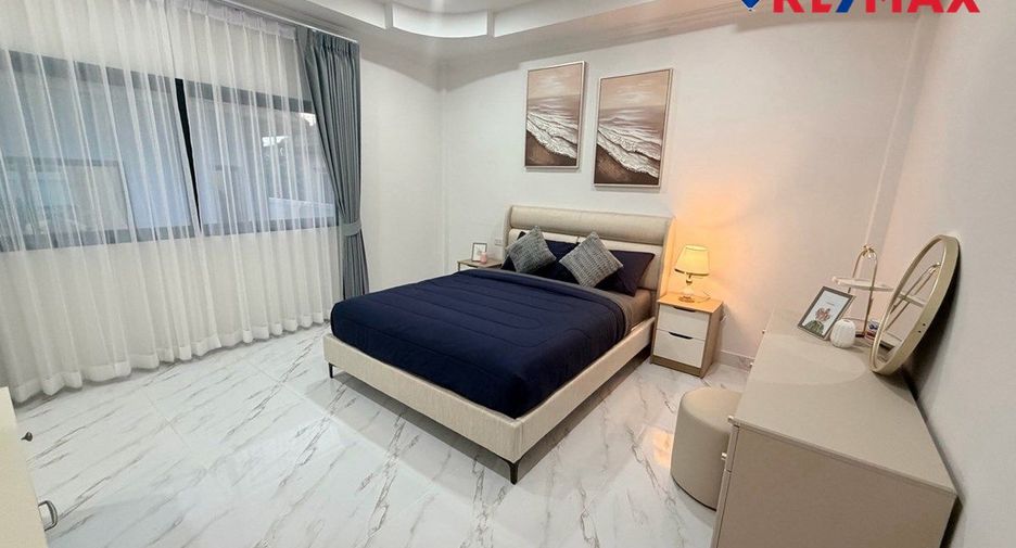 For sale 4 bedrooms house in South Pattaya, Pattaya