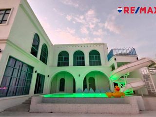 Haus zum Kauf mit 5 Zimmer in Bang Lamung, Chonburi
