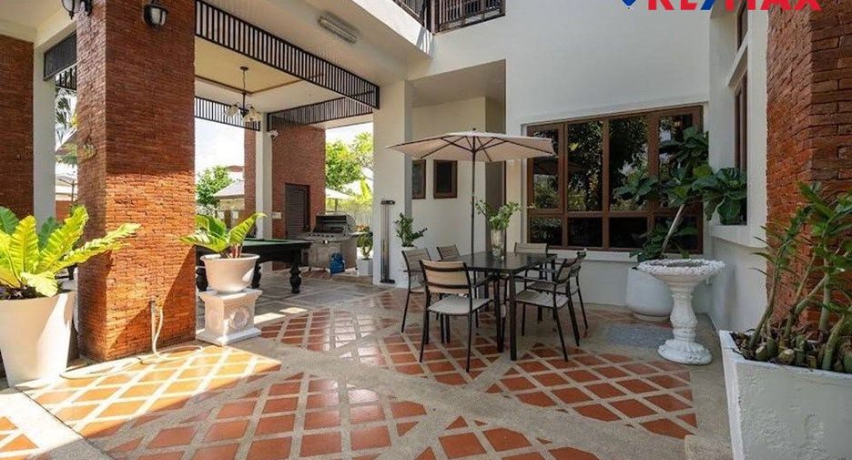 Haus zum Kauf mit 5 Zimmer in Central Pattaya, Pattaya