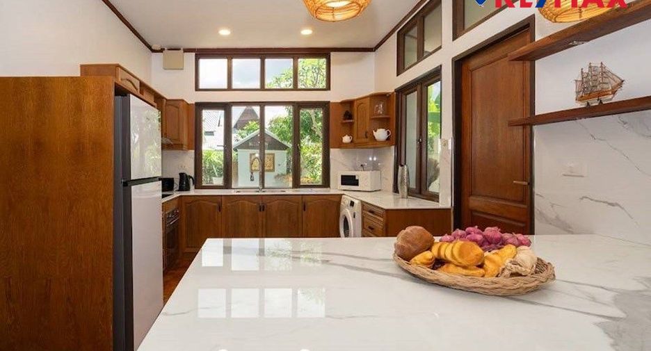 Haus zum Kauf mit 5 Zimmer in Central Pattaya, Pattaya