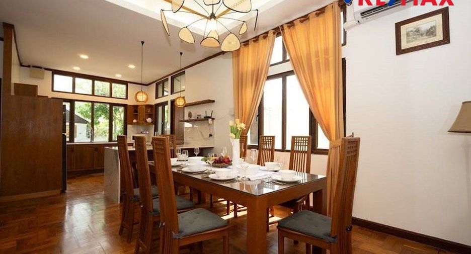 Haus zum Kauf mit 5 Zimmer in Central Pattaya, Pattaya