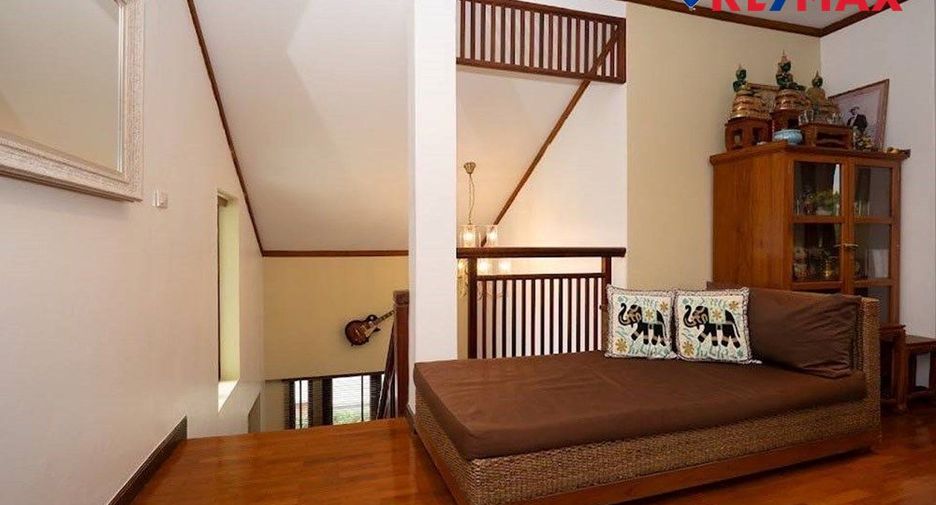 Haus zum Kauf mit 5 Zimmer in Central Pattaya, Pattaya