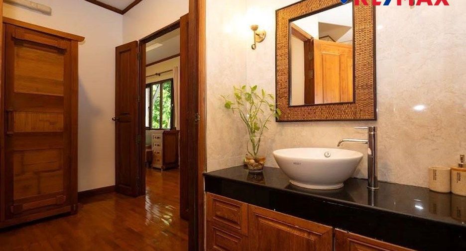 Haus zum Kauf mit 5 Zimmer in Central Pattaya, Pattaya
