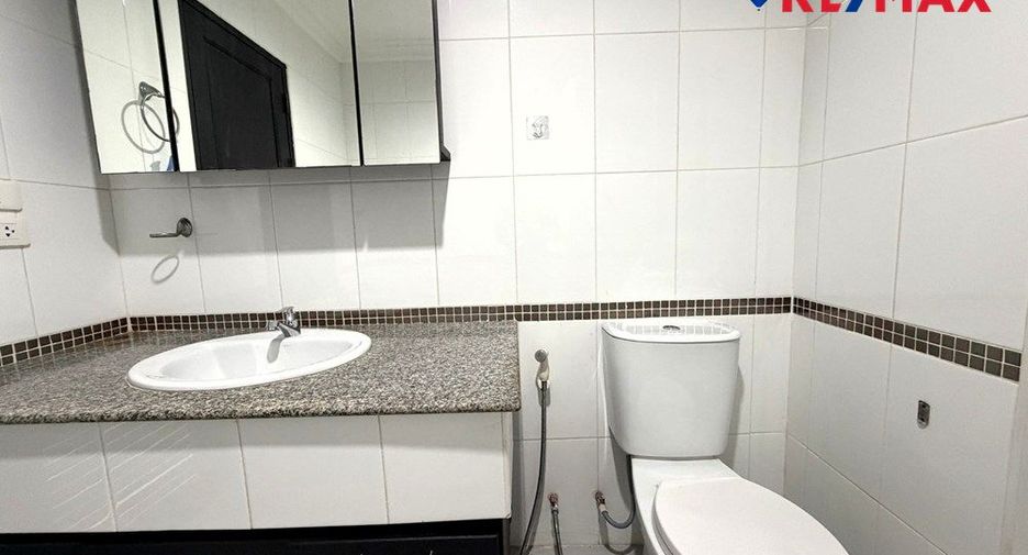 For sale studio condo in South Pattaya, Pattaya