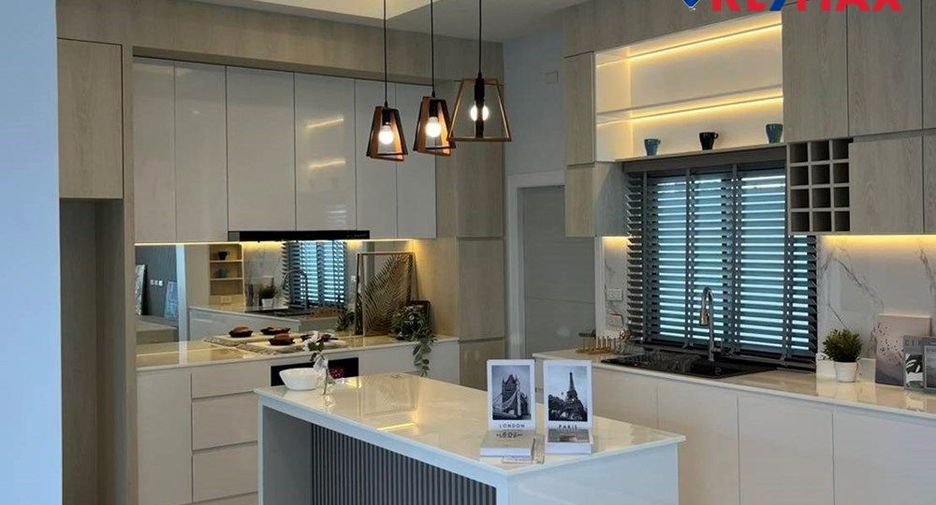For sale 3 bedrooms house in Huay Yai, Pattaya
