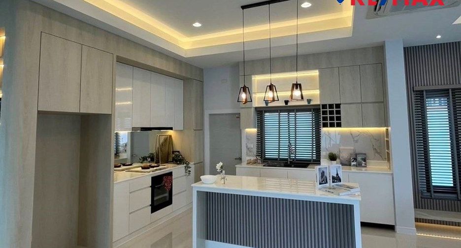 For sale 3 bedrooms house in Huay Yai, Pattaya