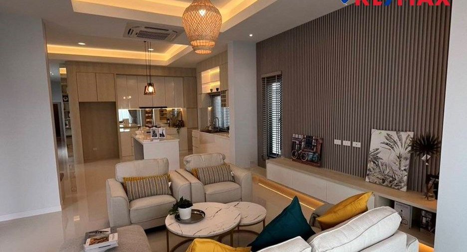 For sale 3 bedrooms house in Huay Yai, Pattaya