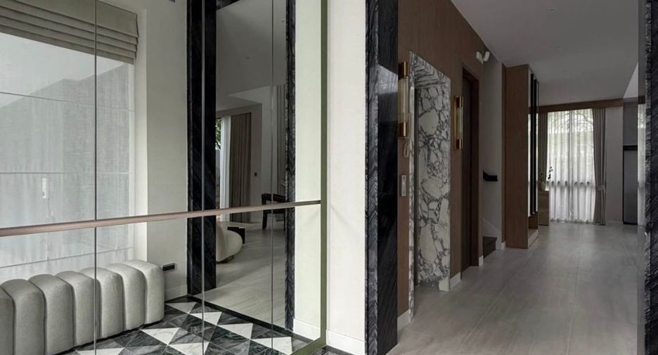 Haus zur Miete mit 3 Zimmer in Bang Kapi, Bangkok