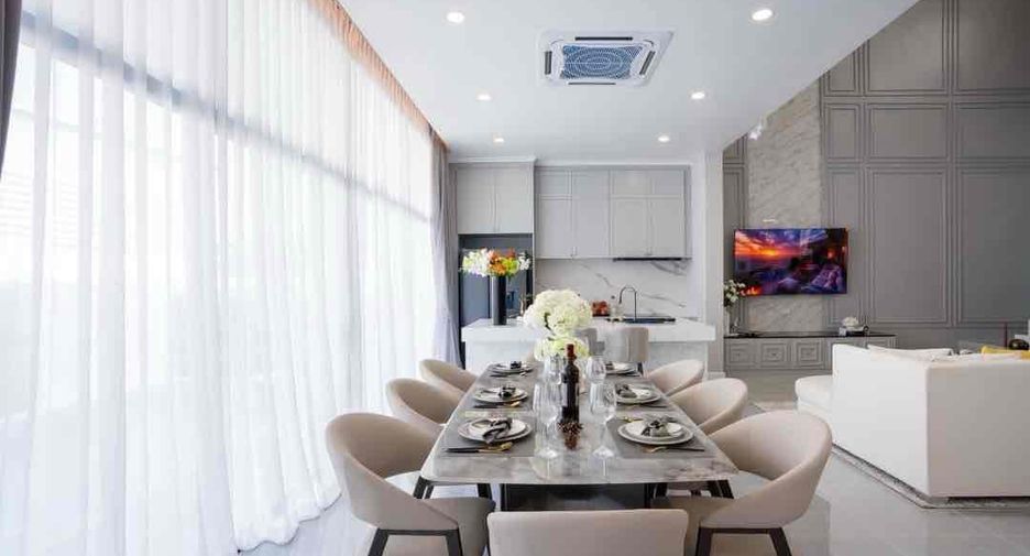 À louer 4 chambres villa à Huay Yai, Pattaya