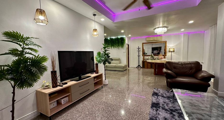 For rent 5 ベッドルーム villa in Jomtien, Pattaya