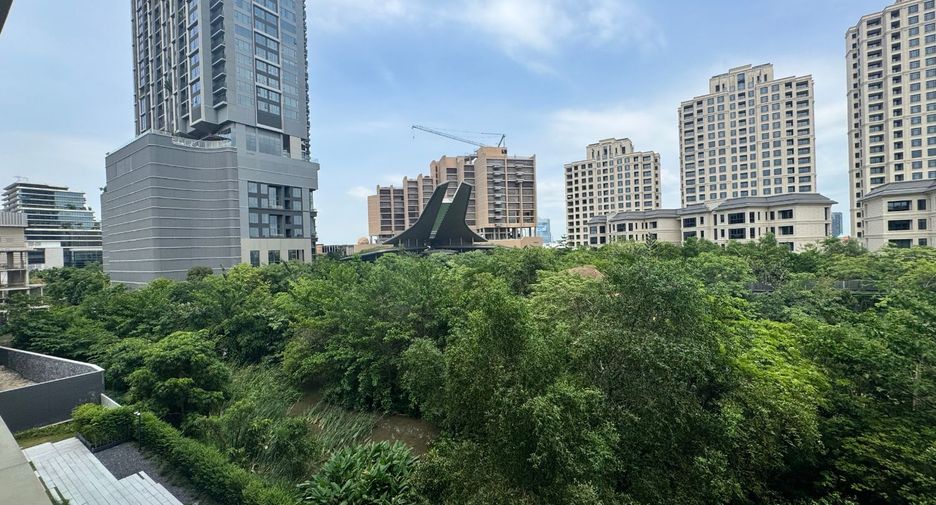 For rent 2 bedrooms condo in Bang Phli, Samut Prakan