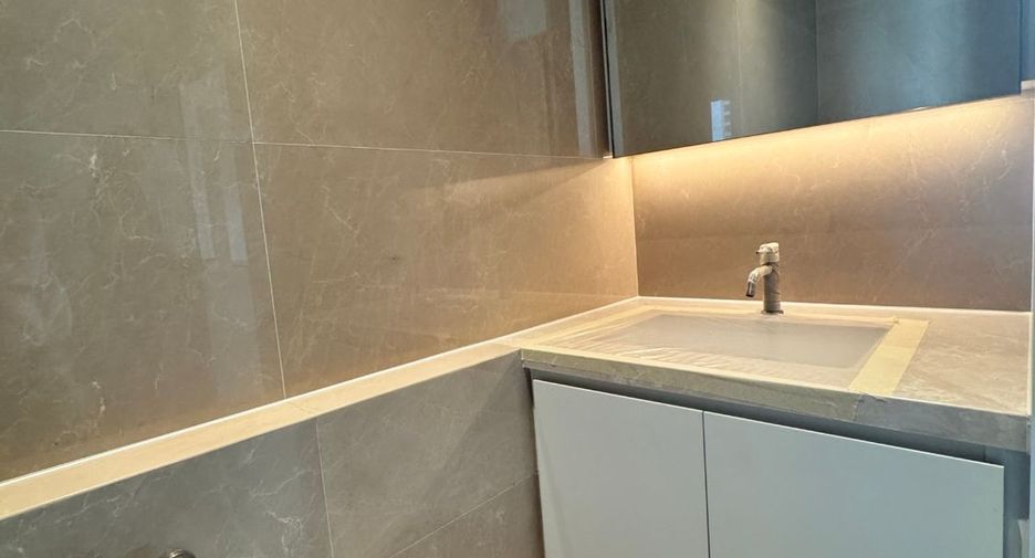 For rent 2 bedrooms condo in Bang Phli, Samut Prakan