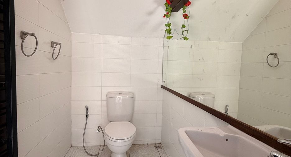 For rent 4 bedrooms house in Hang Dong, Chiang Mai