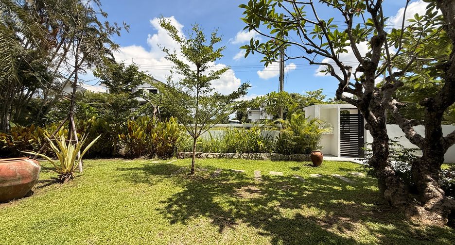 For rent 4 bedrooms house in Hang Dong, Chiang Mai