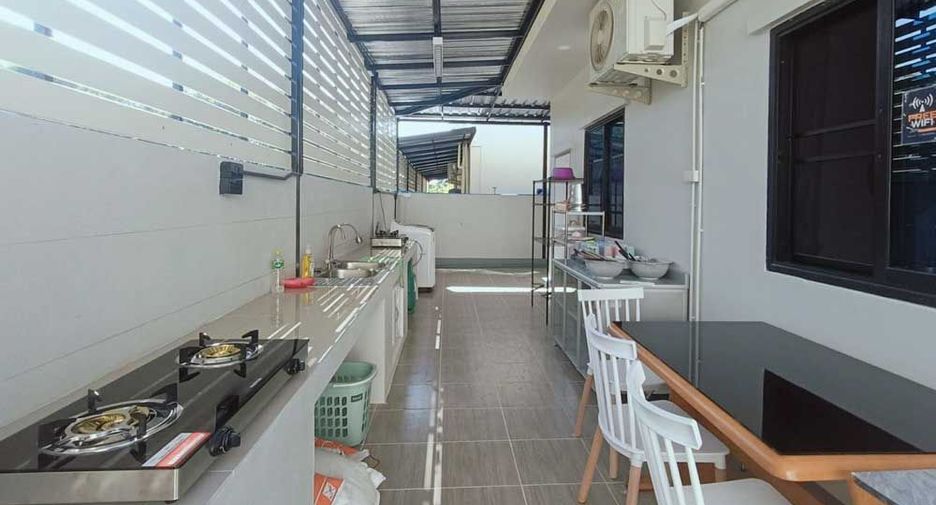 For rent 4 bedrooms villa in Hang Dong, Chiang Mai